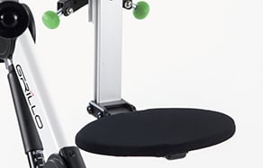 Fällbart säte som enkelt kan vikas undan vid behov.